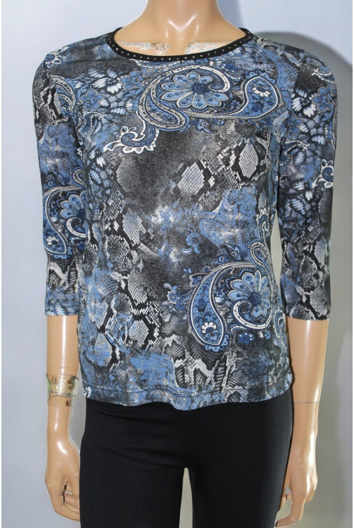 Футболка на довгий рукав