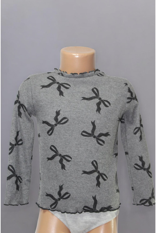 Футболка на довгий рукав