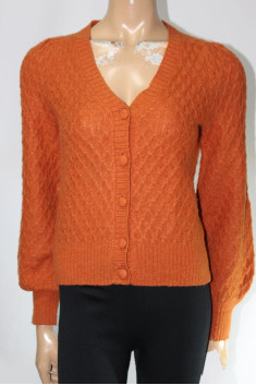 Свитер