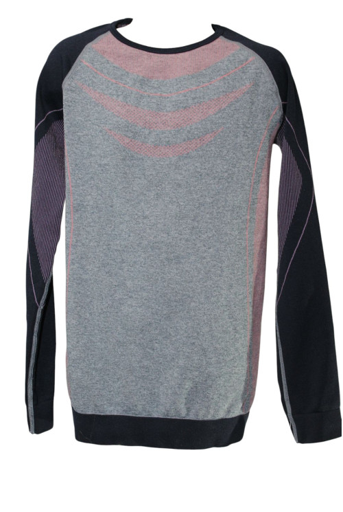 Футболка на довгий рукав